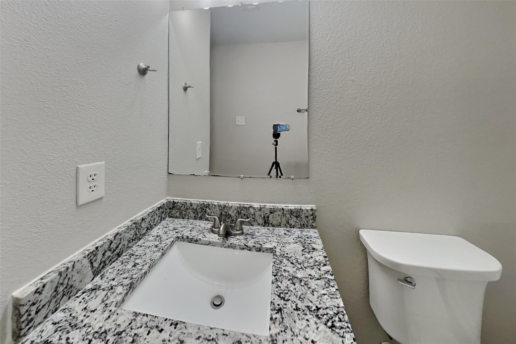 21210 Bridgemeadows Lane - Photo 16