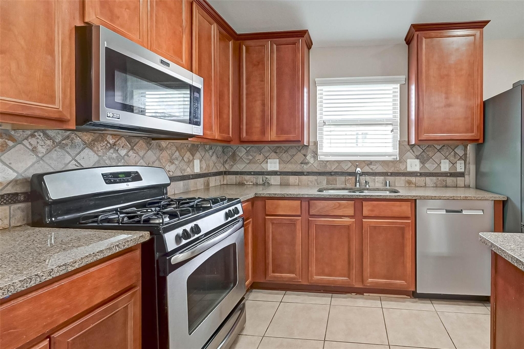 6402 Black Bamboo Lane - Photo 12