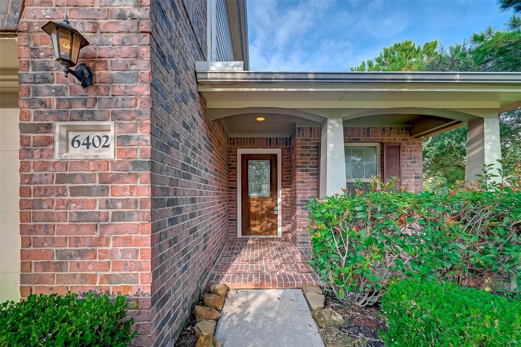 6402 Black Bamboo Lane - Photo 2