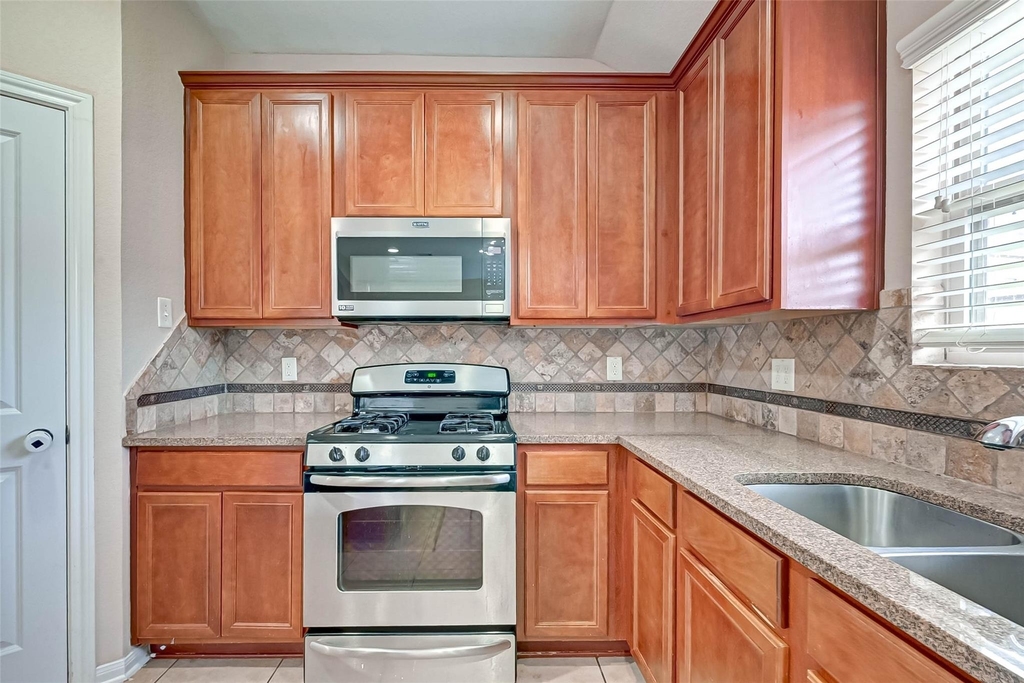 6402 Black Bamboo Lane - Photo 13