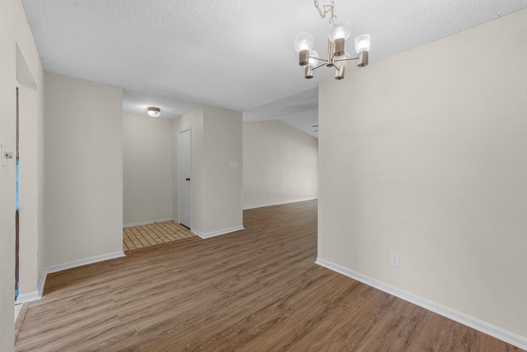 2120 El Paseo Street - Photo 15