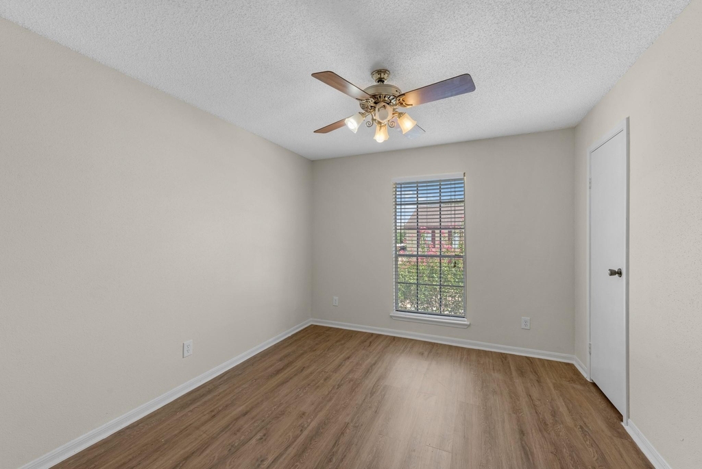 2120 El Paseo Street - Photo 4