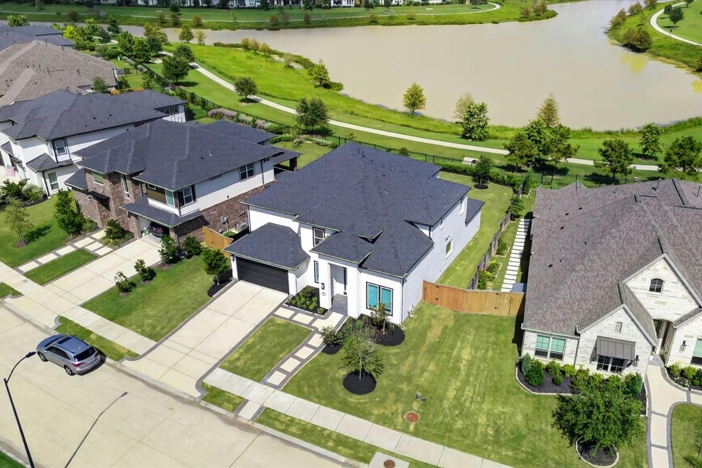 7410 Wildrye Meadow Lane - Photo 28
