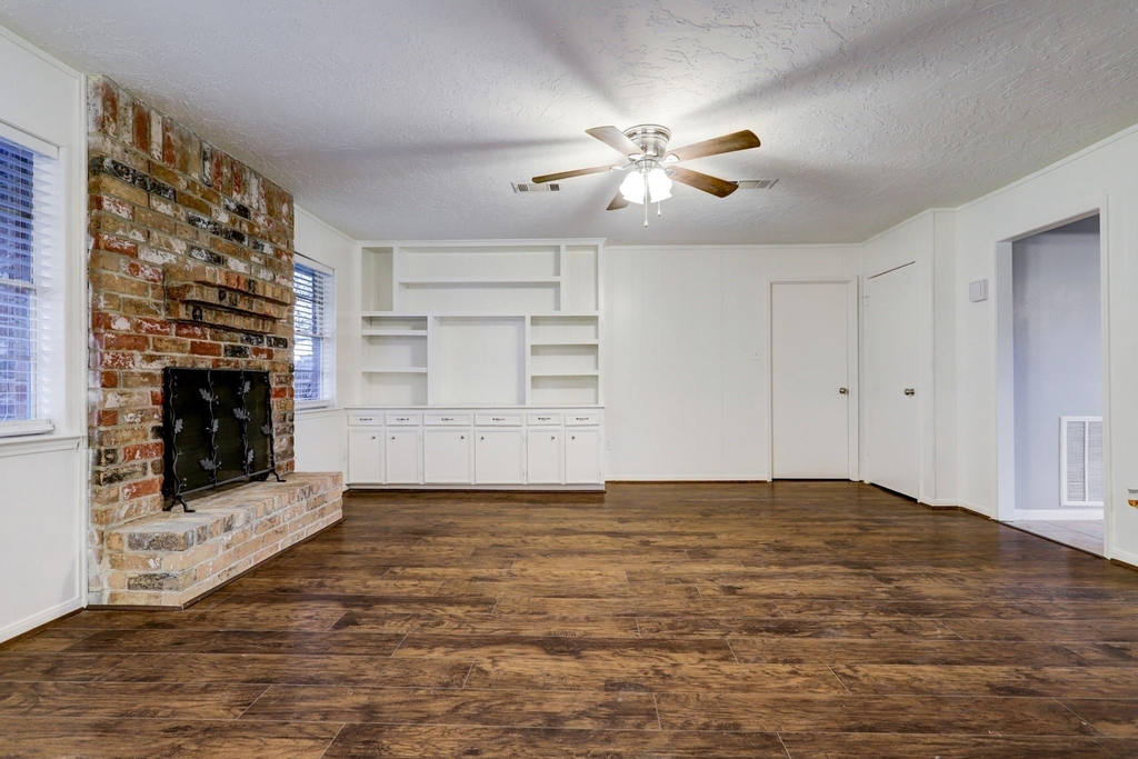 12346 Huntington Venture Drive - Photo 5