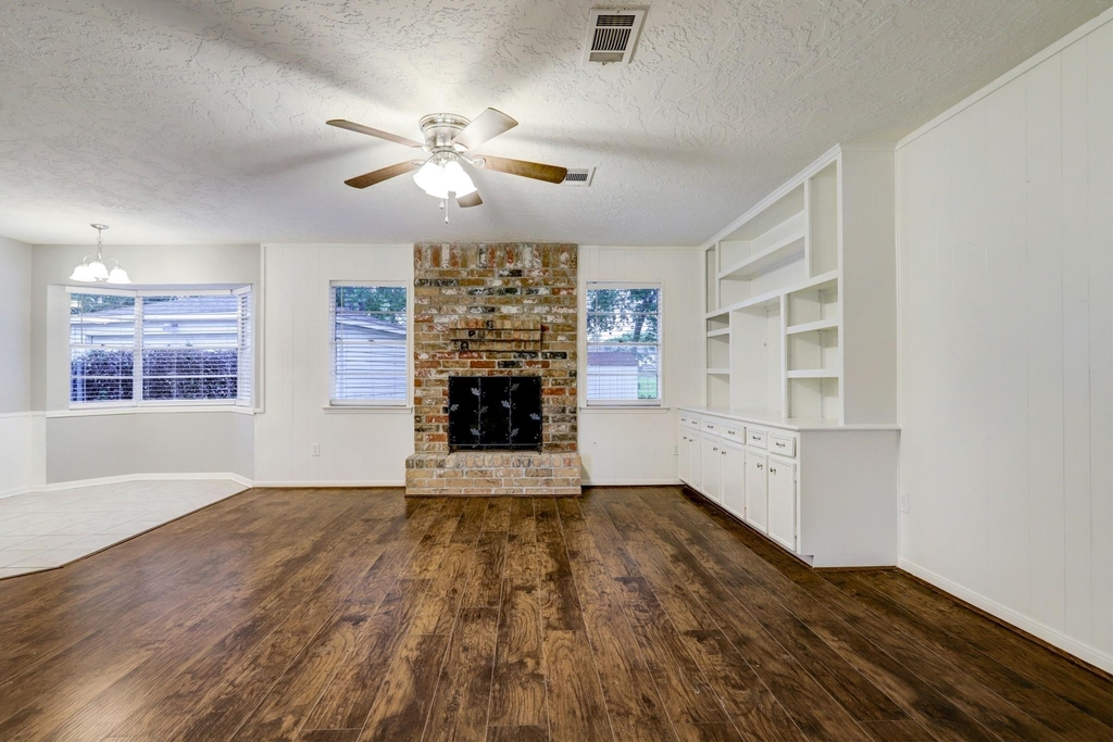 12346 Huntington Venture Drive - Photo 4