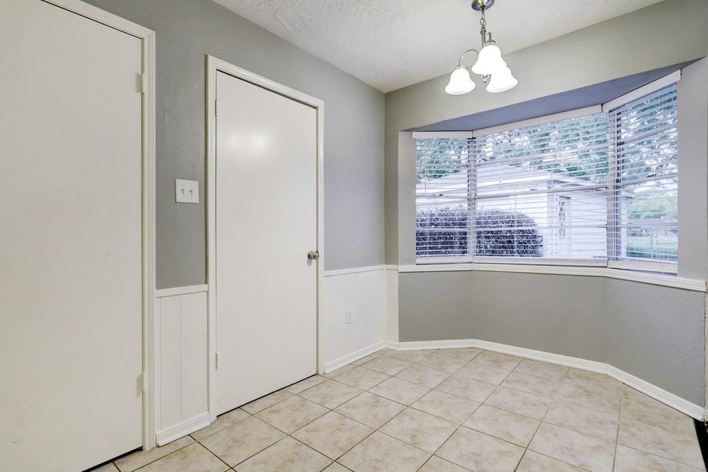 12346 Huntington Venture Drive - Photo 10