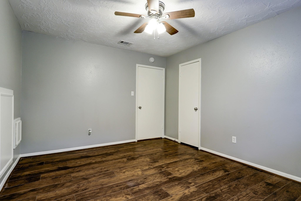 12346 Huntington Venture Drive - Photo 25