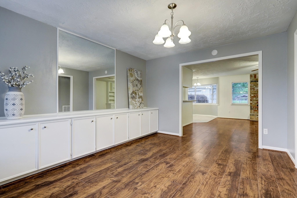 12346 Huntington Venture Drive - Photo 2
