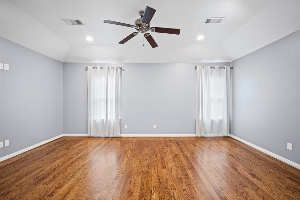 1526 Adkins Road - Photo 19