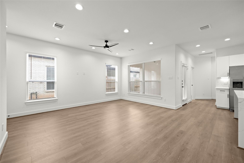 2729 Solbrook Lane - Photo 7