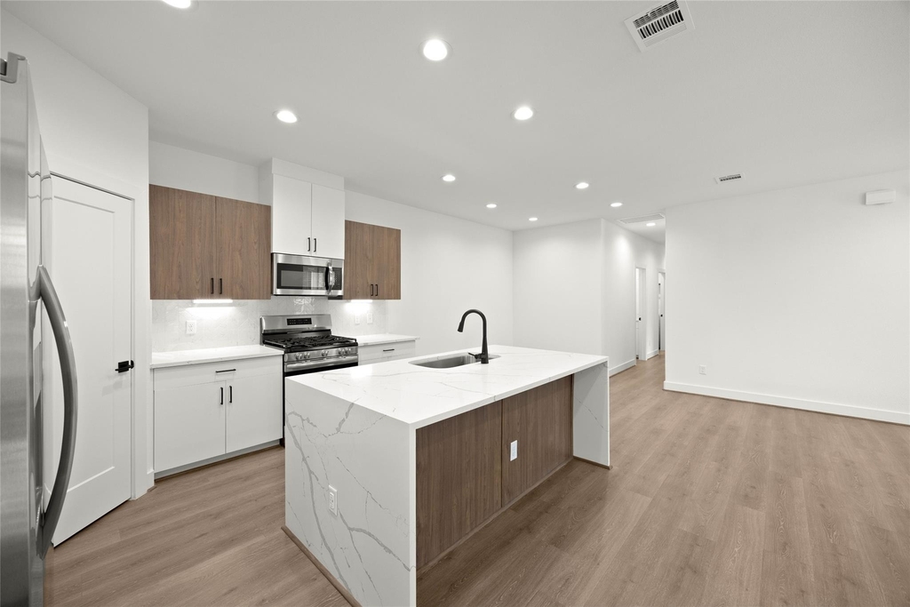 2729 Solbrook Lane - Photo 5