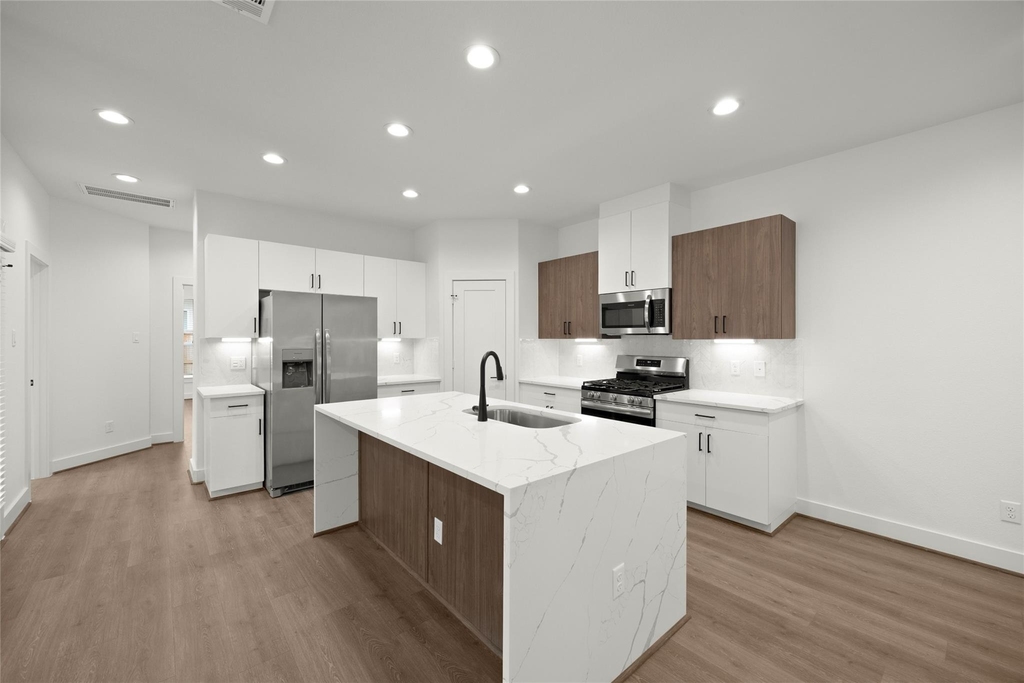 2729 Solbrook Lane - Photo 2