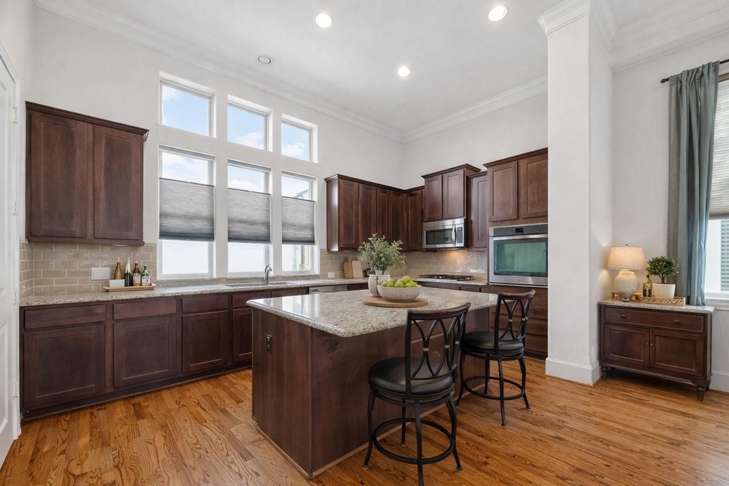 705 Delano Street - Photo 19