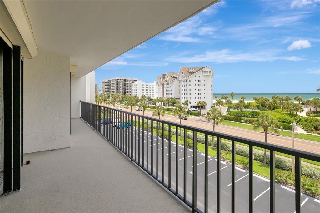 1581 Gulf Boulevard - Photo 31