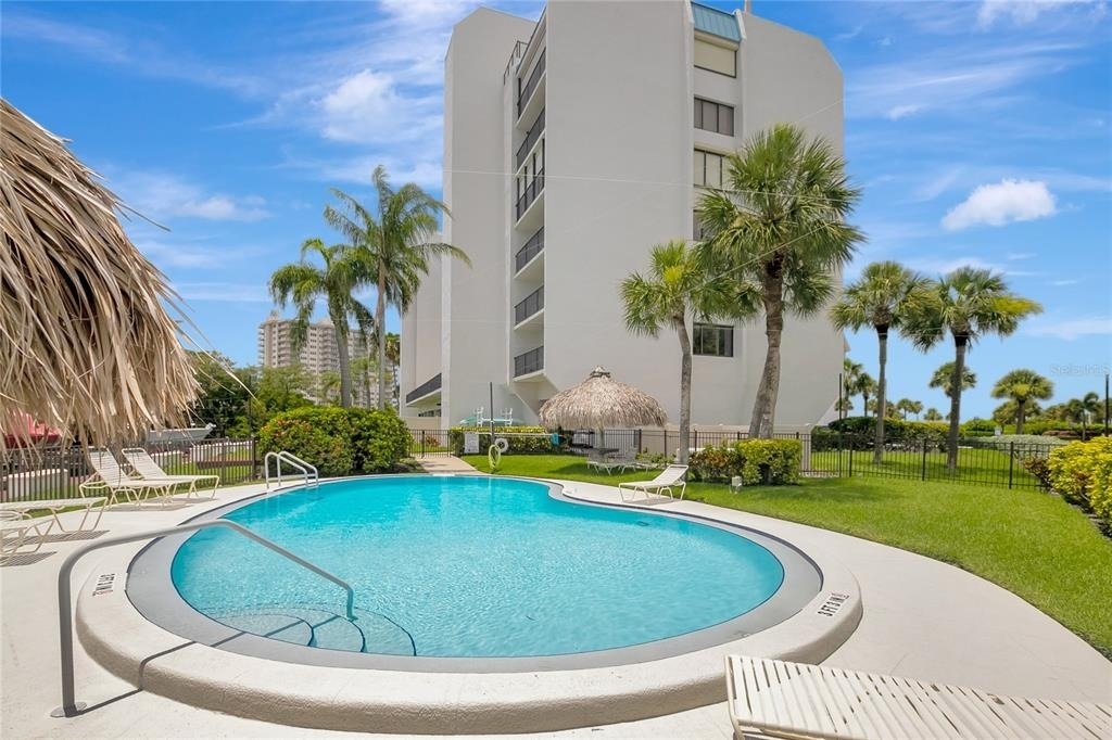 1581 Gulf Boulevard - Photo 33
