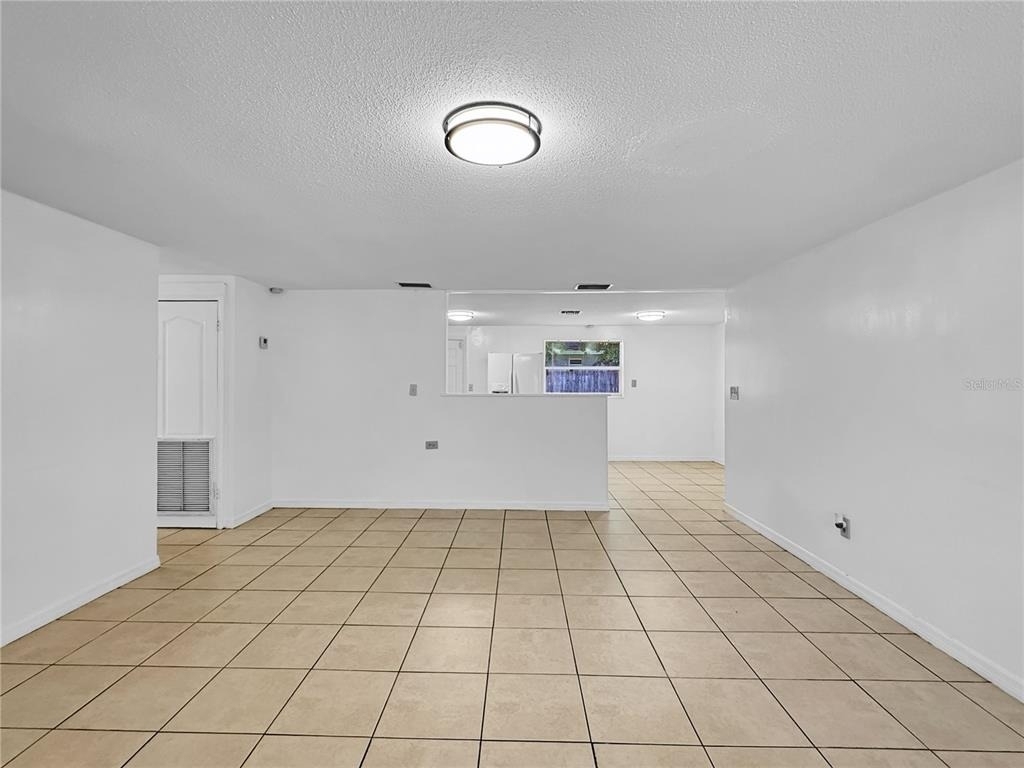 1821 Bellgrove Street - Photo 2