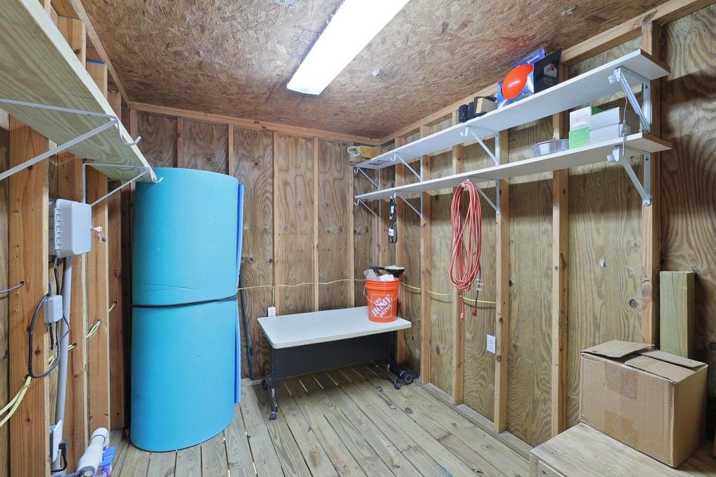 270 Lake Grove Drive - Photo 34