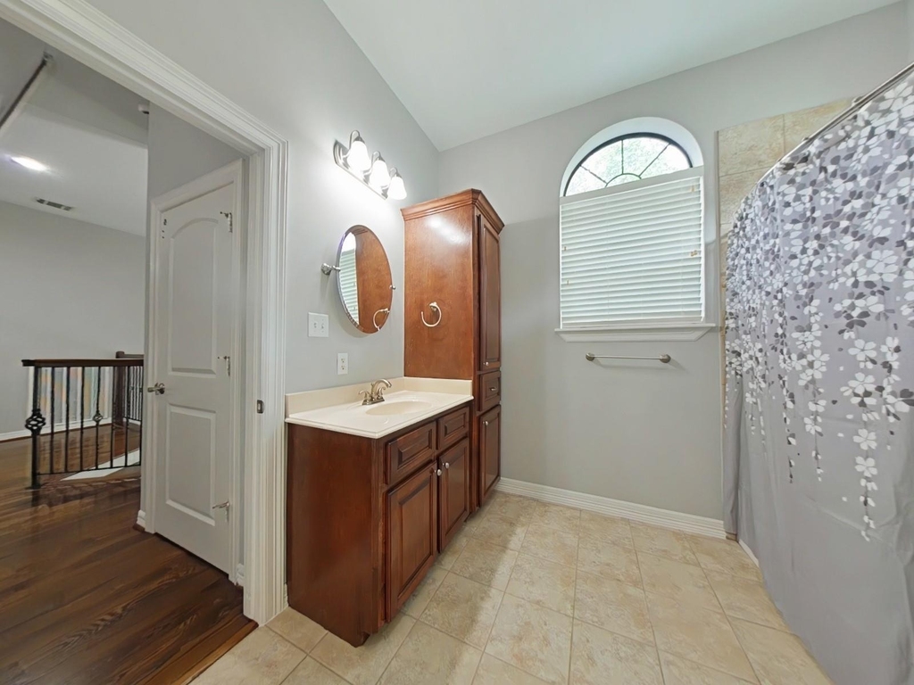 270 Lake Grove Drive - Photo 20