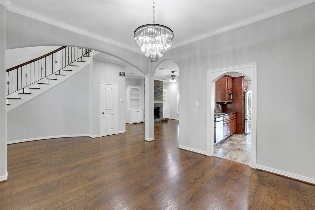 270 Lake Grove Drive - Photo 15