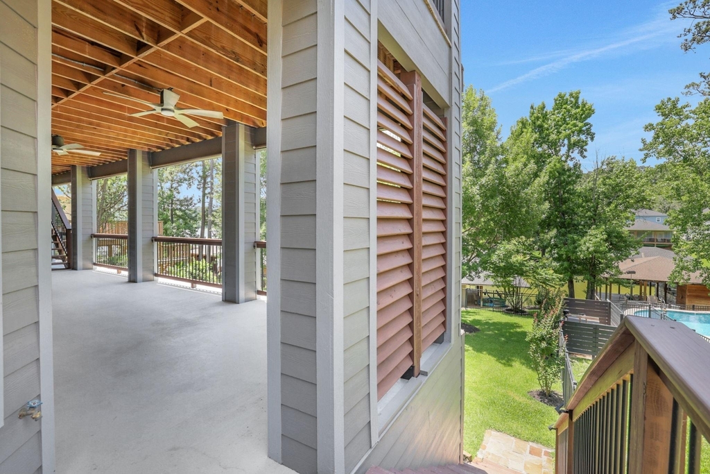 270 Lake Grove Drive - Photo 28