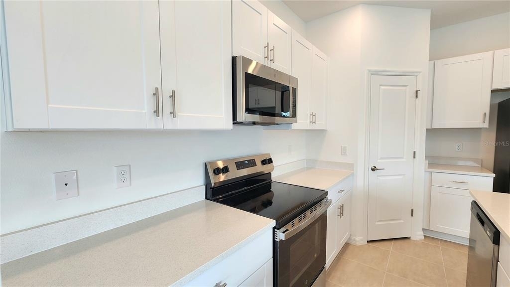 16656 Bergamo Place - Photo 7