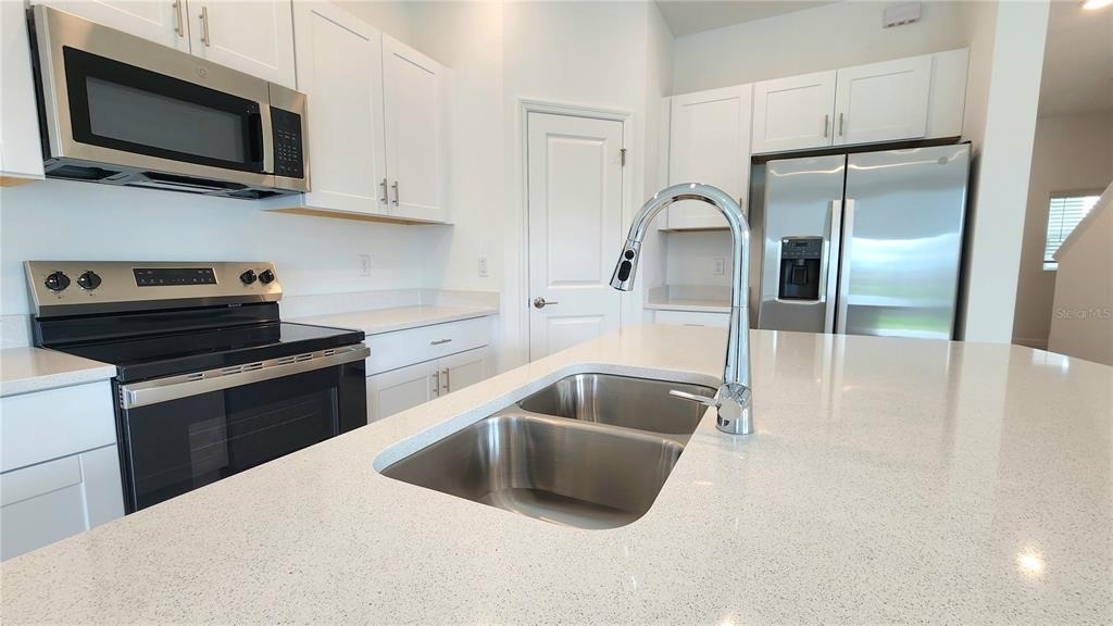 16656 Bergamo Place - Photo 5
