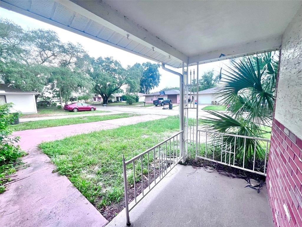 7204 Isle Drive - Photo 2