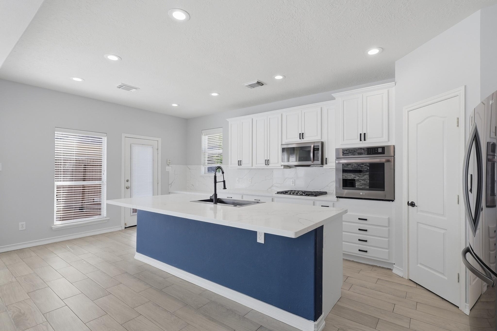 19114 Canyon Vista Court - Photo 3