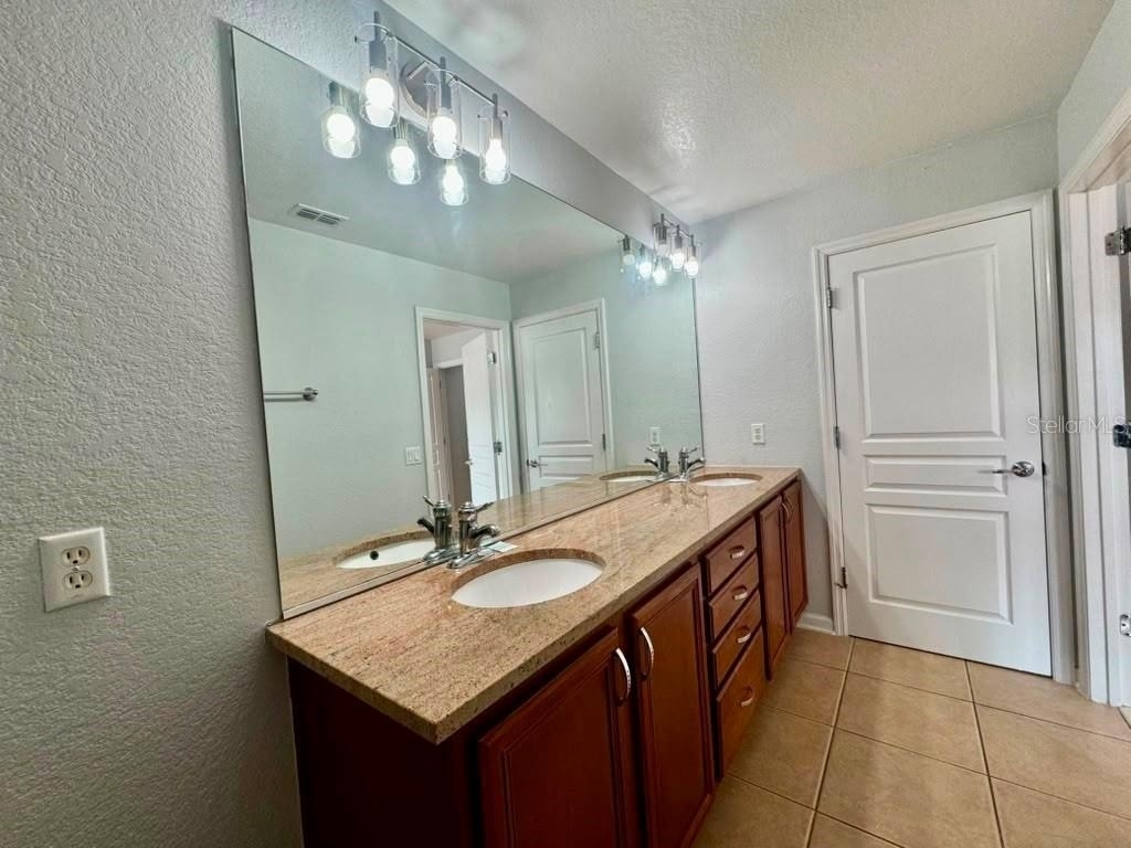 7713 Jailene Drive - Photo 16