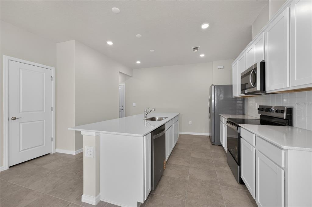 2356 Southbury Drive - Photo 3