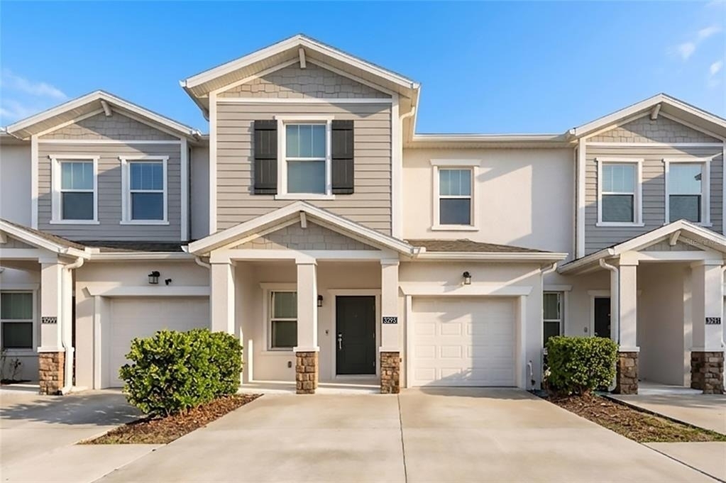 3295 Laurent Loop - Photo 0