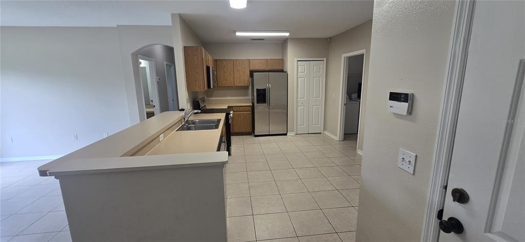 911 Gloucester Court - Photo 1