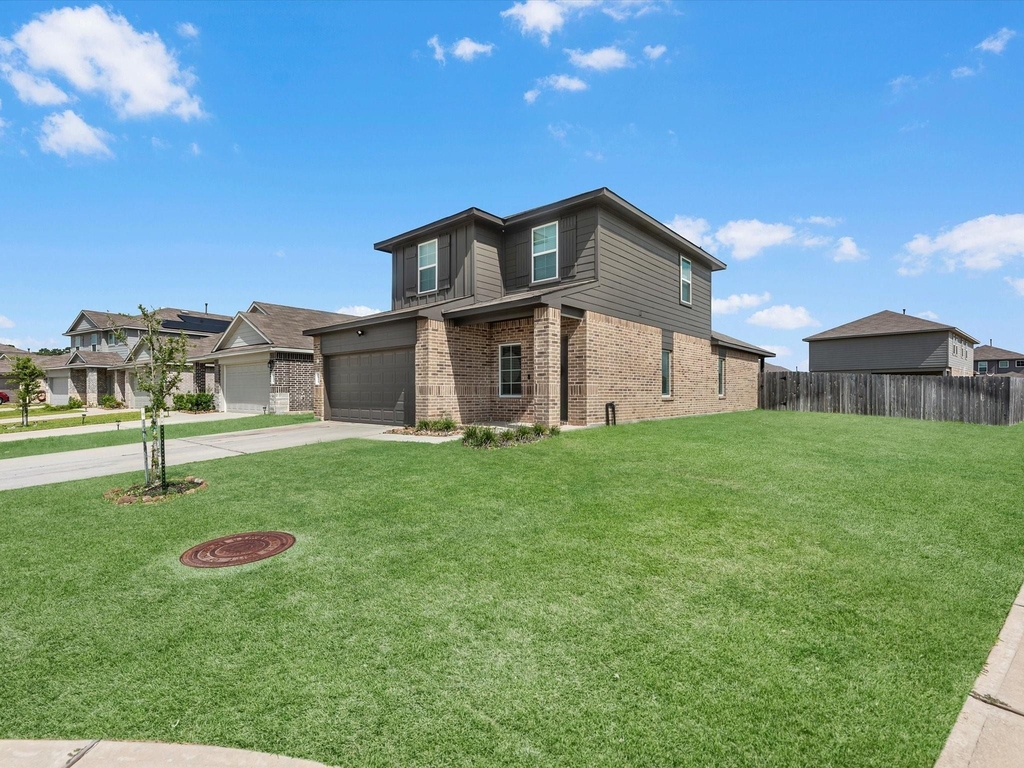 5455 Pinetree Crescent Lane - Photo 13