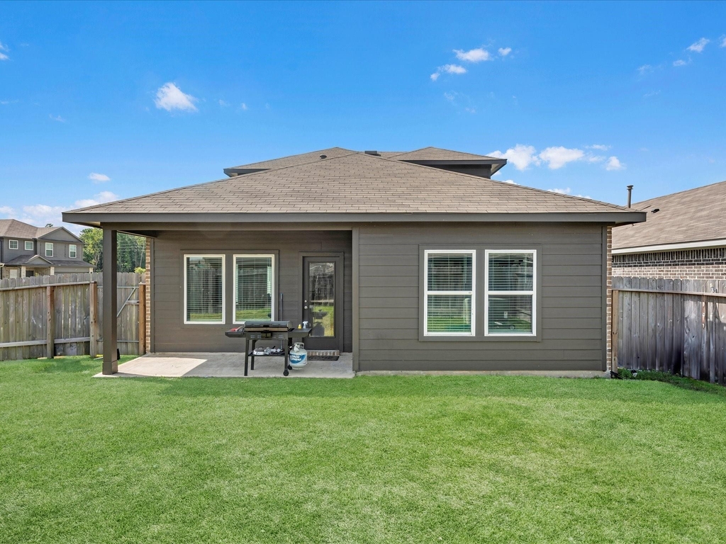 5455 Pinetree Crescent Lane - Photo 9