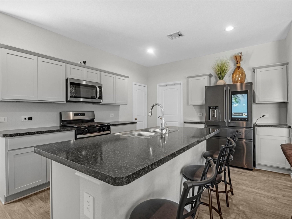 5455 Pinetree Crescent Lane - Photo 20