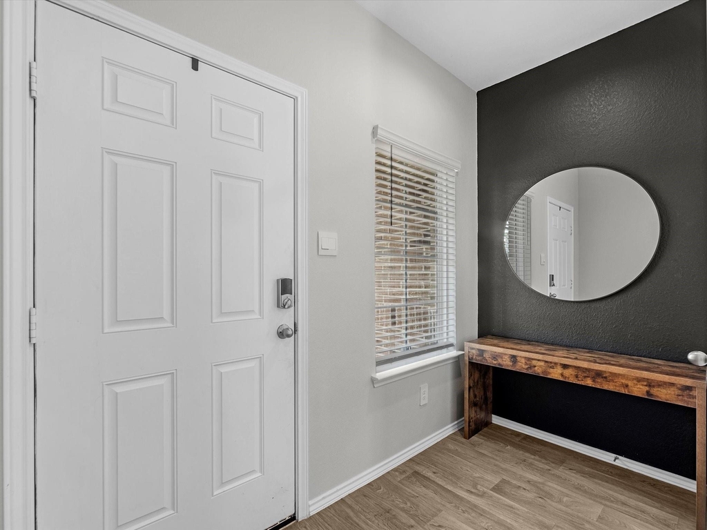 5455 Pinetree Crescent Lane - Photo 16