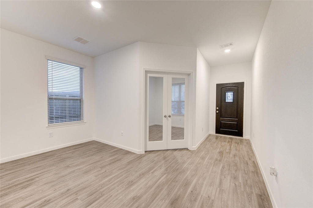 1309 Coco Ray Lane - Photo 2