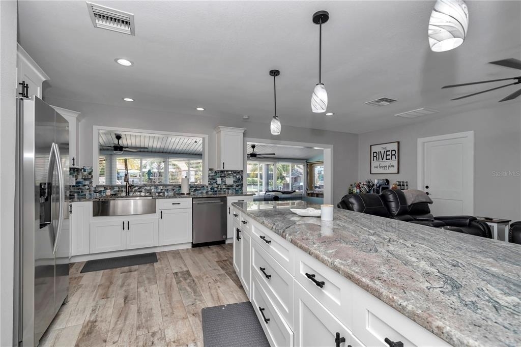 1409 Se 4th Avenue - Photo 13