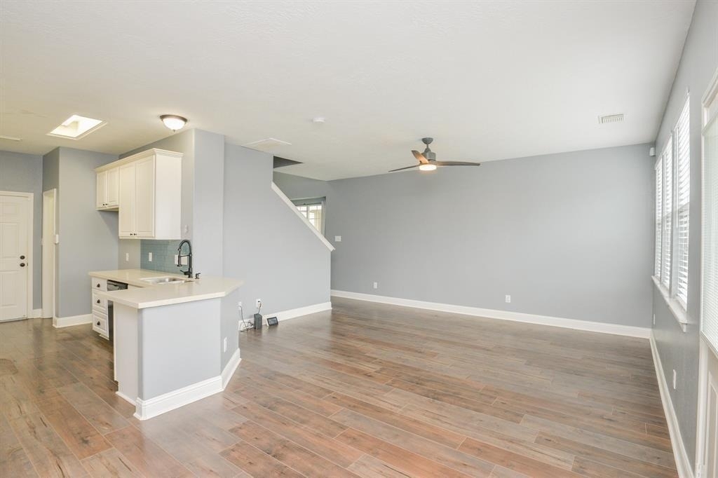 8755 Thistlemoor Lane - Photo 2