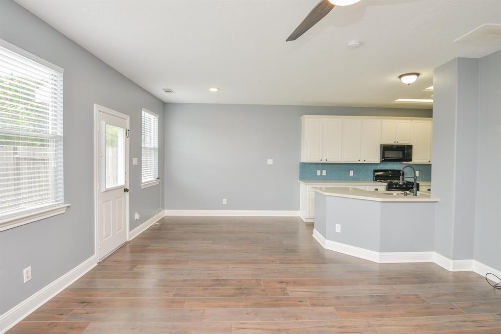 8755 Thistlemoor Lane - Photo 14