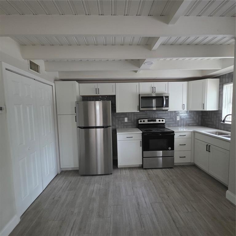 5101 Orange Avenue N - Photo 3