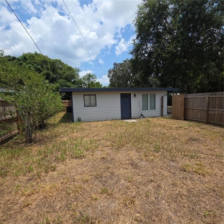 5101 Orange Avenue N - Photo 1