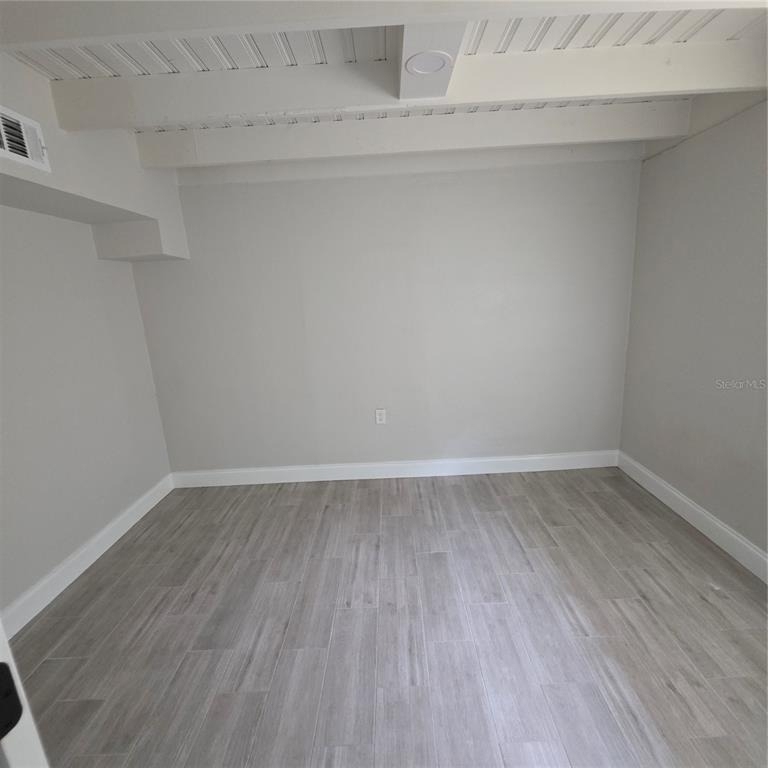 5101 Orange Avenue N - Photo 7