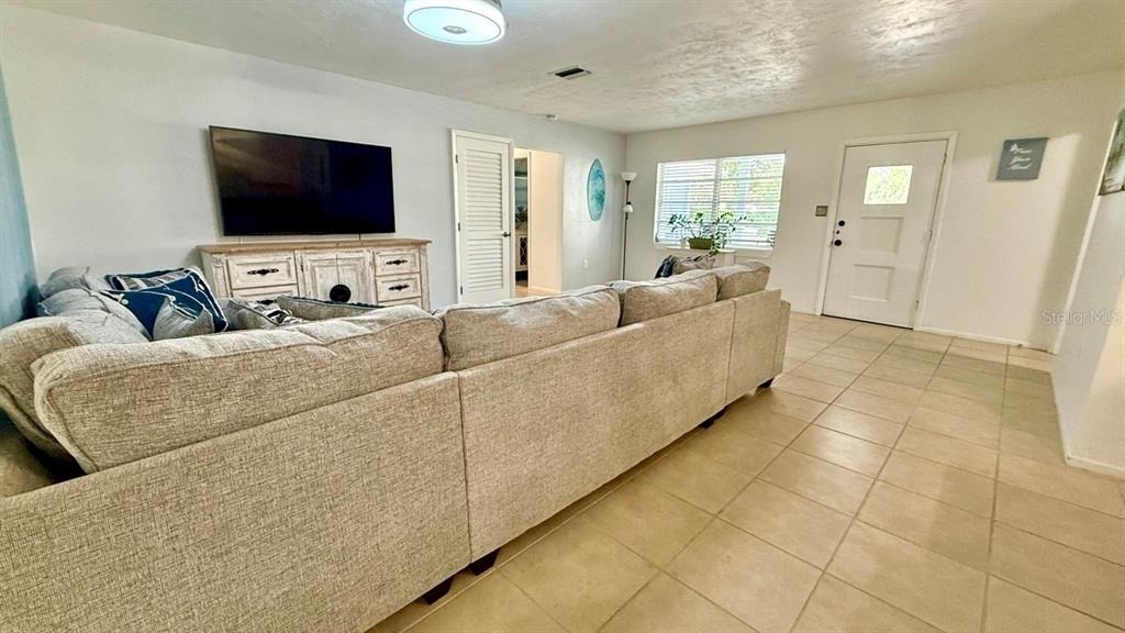 716 50th Street Court W - Photo 1