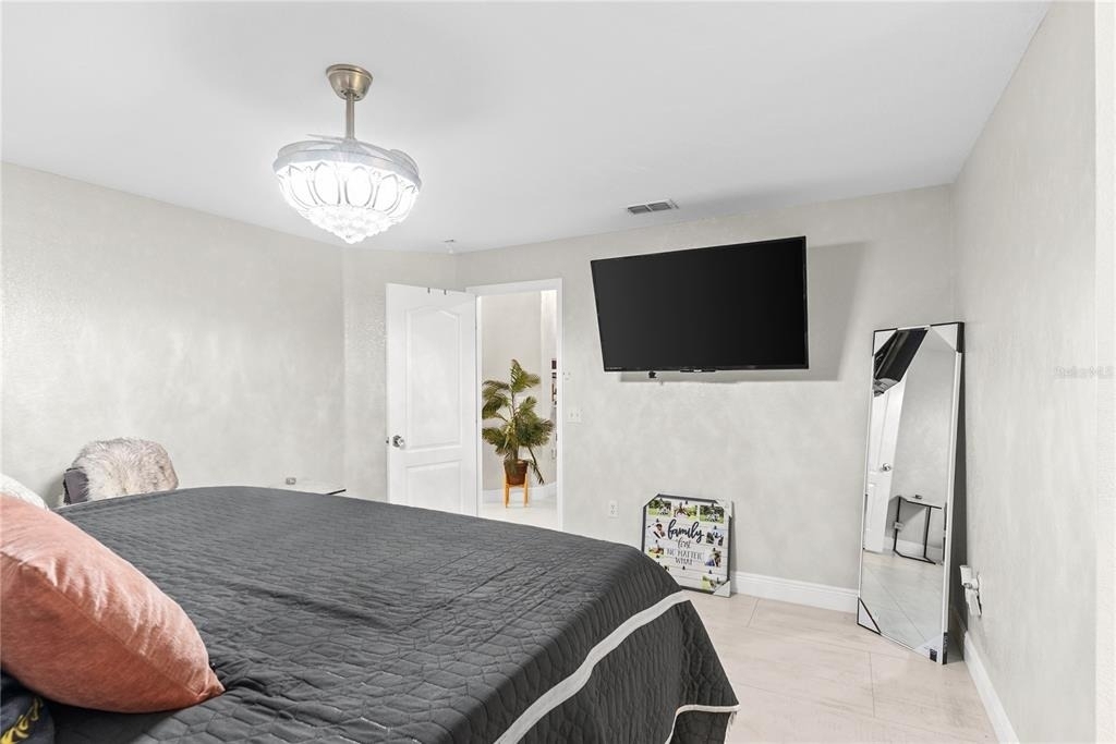8207 Westmont Terrace Drive - Photo 17