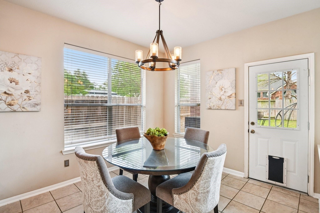 17711 Creek Bluff Lane - Photo 9