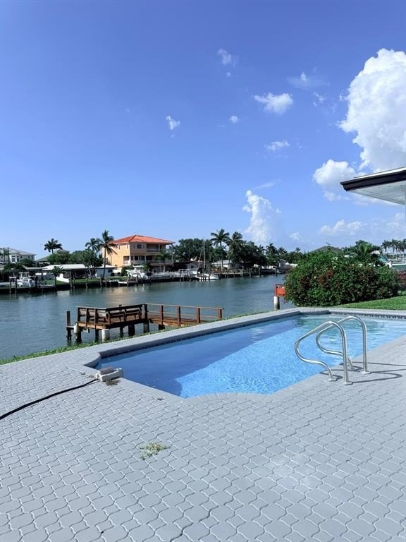 720 Capri Boulevard - Photo 28