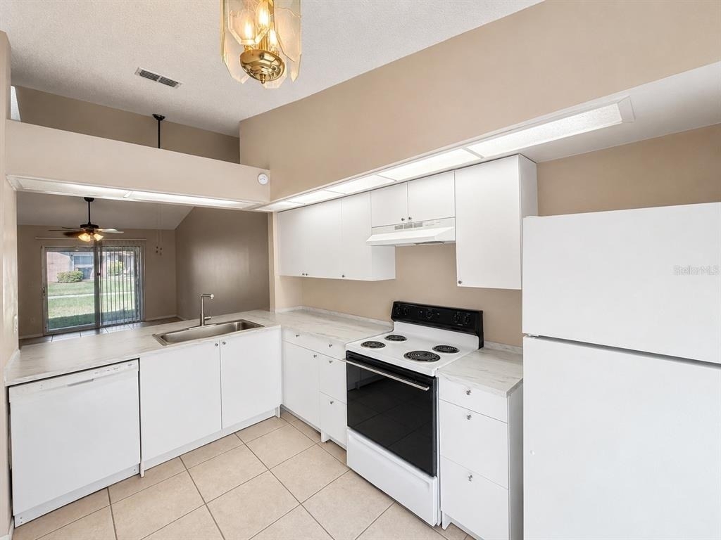 2910 Western Willow Terrace - Photo 10