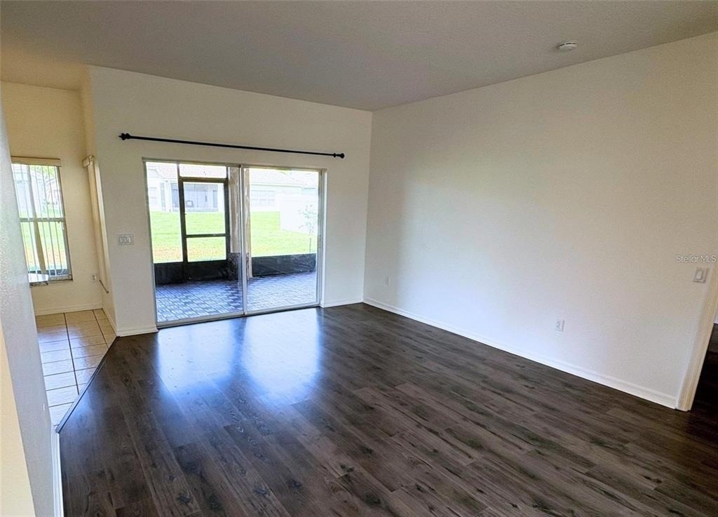 3637 Weatherfield Drive - Photo 5
