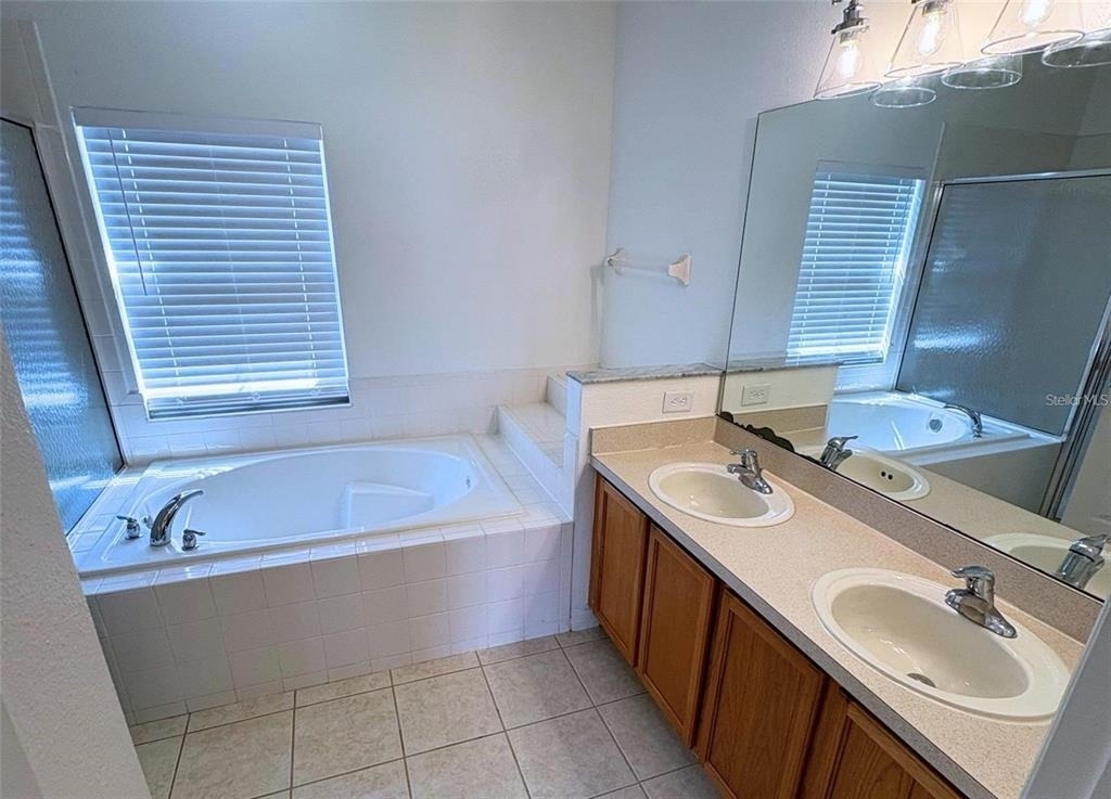 3637 Weatherfield Drive - Photo 11
